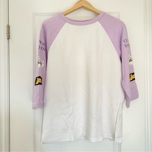CLOSET SALE | NBA Los Angeles Lakers T- Shirt Women XS